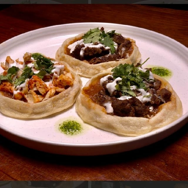 Sopes Tres Cazuelas.